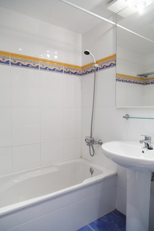 Uhc Rhin-Danubio Apartments Salou Ngoại thất bức ảnh